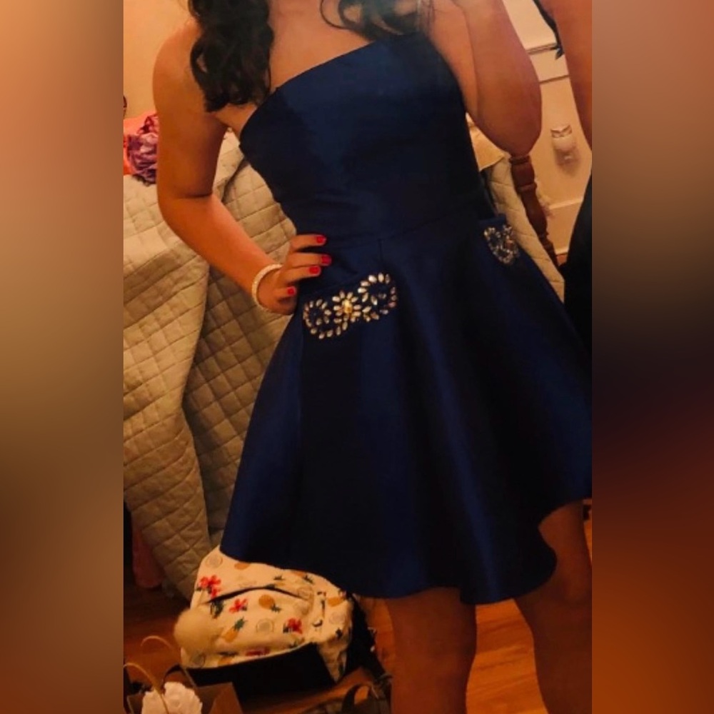 B. Darlin Homecoming Dress Size 3/4